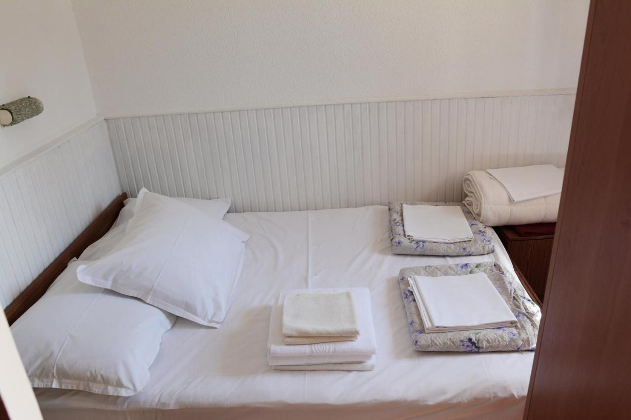 Holiday House Punta Blue & Orange 5M From The Sea, Island Cres Punta Križa Eksteriør bilde