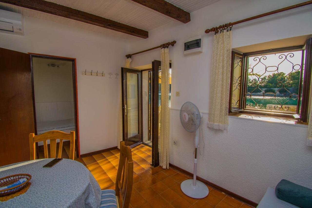 Holiday House Punta Blue & Orange 5M From The Sea, Island Cres Punta Križa Eksteriør bilde