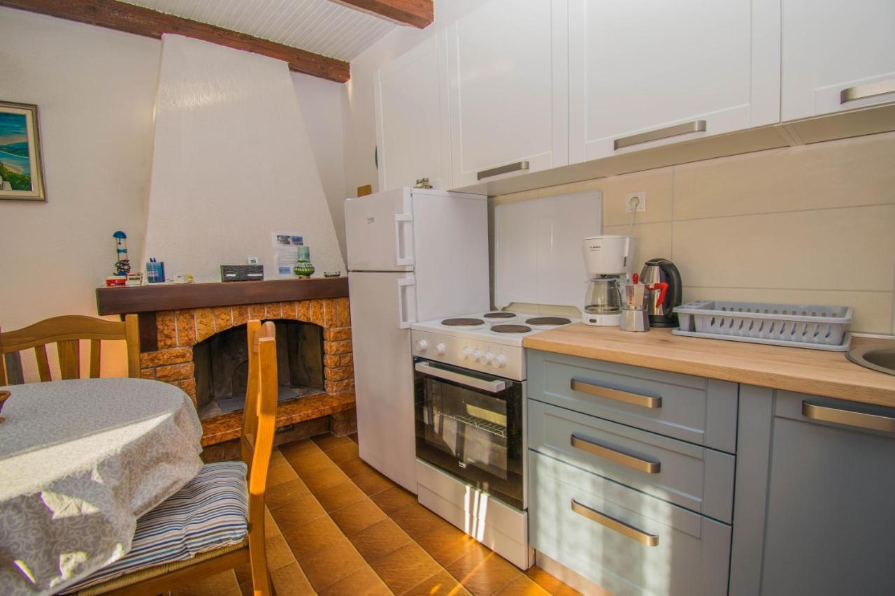 Holiday House Punta Blue & Orange 5M From The Sea, Island Cres Punta Križa Eksteriør bilde